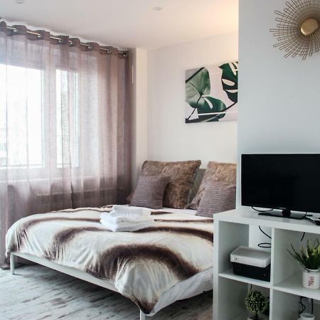 Sunny City Center Apartment وارسو المظهر الخارجي الصورة